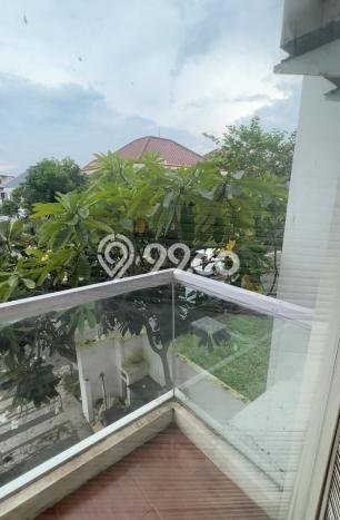 Jual Rumah Eksklusif 2 KT di Pakuwon CIty, Surabaya Jual Rumah Eksklusif 2 KT di Pakuwon CIty, Surabaya
