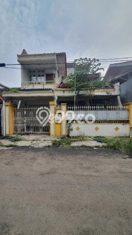 Hunian Cantik Modern Lb 272m2 di Wonocolo, Surabaya Hunian Cantik Modern Lb 272m2 di Wonocolo, Surabaya