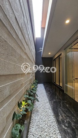 HARGA SPESIAL! Rumah Minimalis area Sambikerep, Surabaya, Luas 210m² LB 310m² Bisa Nego! HARGA SPESIAL! Rumah Minimalis area Sambikerep, Surabaya, Luas 210m² LB 310m² Bisa Nego!