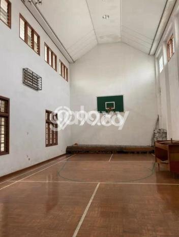 Hunian Mewah LB 1500m2 Siap Pakai Desain Elegan di Surabaya Kota, Surabaya Hunian Mewah LB 1500m2 Siap Pakai Desain Elegan di Surabaya Kota, Surabaya