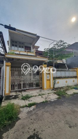 Hunian Cantik Modern Lb 272m2 di Wonocolo, Surabaya Hunian Cantik Modern Lb 272m2 di Wonocolo, Surabaya