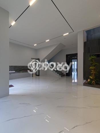 INVESTASI CERDAS! Rumah Exclusive , Surabaya, LT 300m2m² LB 475m2m² INVESTASI CERDAS! Rumah Exclusive , Surabaya, LT 300m2m² LB 475m2m²
