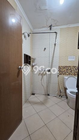 DIJUAL CEPAT! Rumah Nyaman di Surabaya Kota, Surabaya, Luas 300m² LB 200m² Bisa Nego! DIJUAL CEPAT! Rumah Nyaman di Surabaya Kota, Surabaya, Luas 300m² LB 200m² Bisa Nego!
