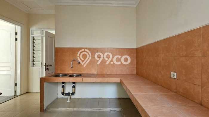 Rumah Elit Modern Tanpa Renovasi di Surabaya Kota Surabaya Rumah Elit Modern Tanpa Renovasi di Surabaya Kota Surabaya
