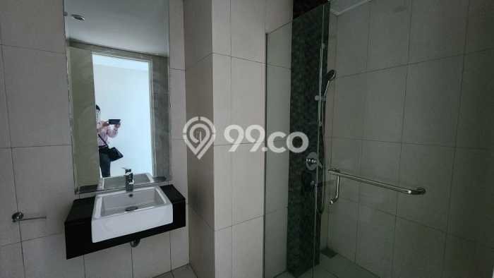 Hunian Apartemen Mewah & Eksklusif 3 Kamar di Dukuh Pakis, Surabaya Hunian Apartemen Mewah & Eksklusif 3 Kamar di Dukuh Pakis, Surabaya