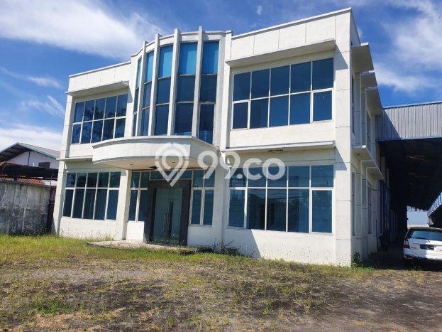 FOR SALE! Gudang di Sukodono Sidoarjo, LT 4460m2, LB 3243m2 FOR SALE! Gudang di Sukodono Sidoarjo, LT 4460m2, LB 3243m2