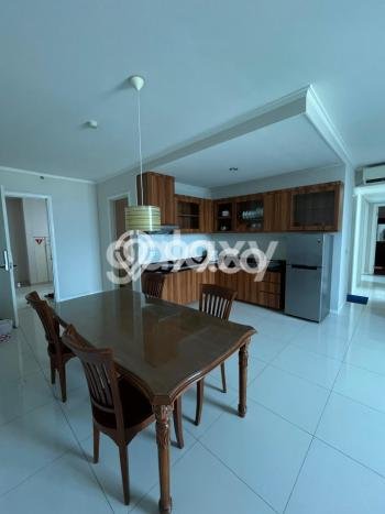 Apartemen Minimalis untuk Disewa, 3 Kamar di Surabaya Apartemen Minimalis untuk Disewa, 3 Kamar di Surabaya