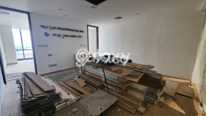 Disewakan Kantor di Pusat Kota Surabaya Ramai Strategis Disewakan Kantor di Pusat Kota Surabaya Ramai Strategis