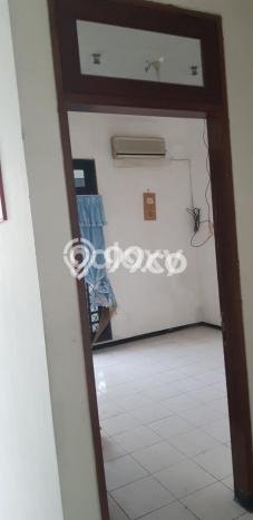 Siap Huni Rumah Mewah 5 Kamar di Rungkut Dekat ke Mana Pun Siap Huni Rumah Mewah 5 Kamar di Rungkut Dekat ke Mana Pun