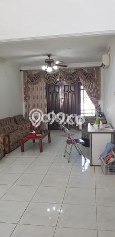 Siap Huni Rumah Mewah 5 Kamar di Rungkut Dekat ke Mana Pun Siap Huni Rumah Mewah 5 Kamar di Rungkut Dekat ke Mana Pun