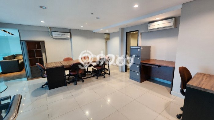 Kantor Dijual di Surabaya LT 125m2 & LB 100m2 Lokasi Terbaik! Kantor Dijual di Surabaya LT 125m2 & LB 100m2 Lokasi Terbaik!