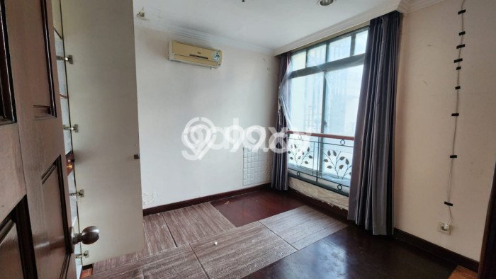Dijual Apartemen Prestisius di Dukuh Pakis, Surabaya 4 Kamar Tidur Dijual Apartemen Prestisius di Dukuh Pakis, Surabaya 4 Kamar Tidur