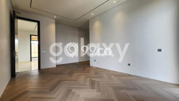 Properti Mewah LT 288m² Dekat Fasilitas Umum di Citraland, Surabaya Properti Mewah LT 288m² Dekat Fasilitas Umum di Citraland, Surabaya