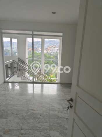 Jual Rumah Mewah Elegan Dengan View Cantik di Dago, Bandung Jual Rumah Mewah Elegan Dengan View Cantik di Dago, Bandung