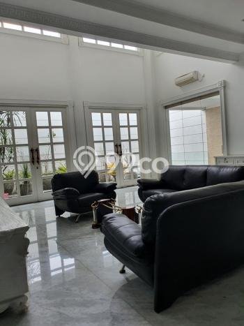 Jual Rumah Mewah Megah Dengan View Eksklusif di Singgasana, Bandung Jual Rumah Mewah Megah Dengan View Eksklusif di Singgasana, Bandung
