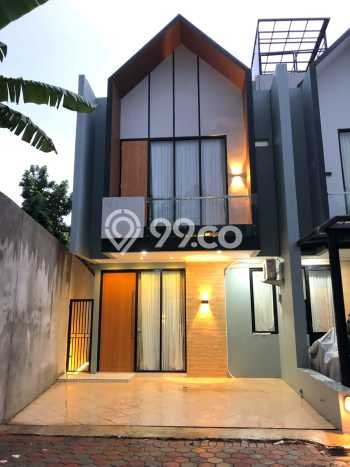 Rumah Strategis Modern Lb 150m2 di Jagakarsa, Jakarta Selatan Rumah Strategis Modern Lb 150m2 di Jagakarsa, Jakarta Selatan