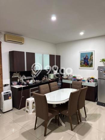 Rumah Elit LB 213m2 Siap Pakai Desain Elegan di Pasteur, Bandung Rumah Elit LB 213m2 Siap Pakai Desain Elegan di Pasteur, Bandung