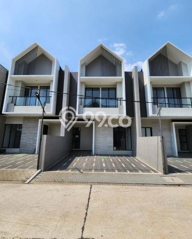 For Sale Rumah 4 Kamar Lokasi Strategis Bagus dan Strategis di Batununggal For Sale Rumah 4 Kamar Lokasi Strategis Bagus dan Strategis di Batununggal