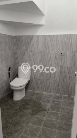 Dijual Hunian Rumah Terawat 5 KT di Taman Kopo Indah, Bandung Dijual Hunian Rumah Terawat 5 KT di Taman Kopo Indah, Bandung