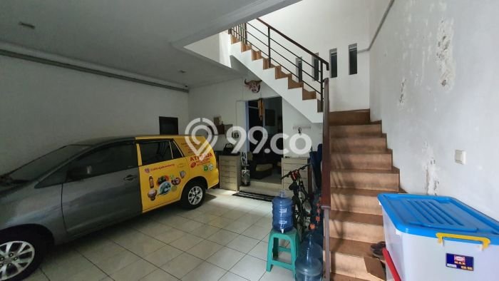 Hunian Mewah LB 320m2 Siap Huni Desain Elegan di Riau, Bandung Hunian Mewah LB 320m2 Siap Huni Desain Elegan di Riau, Bandung