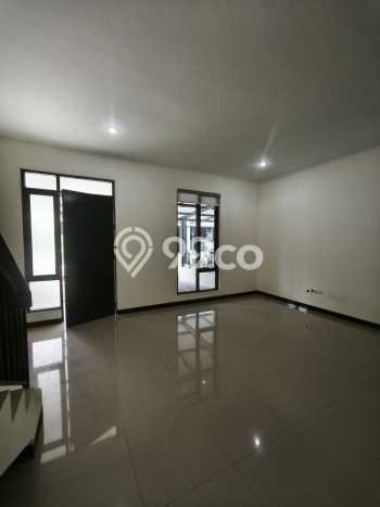 Sewa Rumah Murah di Taman Kopo Indah Bandung Punya 2 KT Sewa Rumah Murah di Taman Kopo Indah Bandung Punya 2 KT