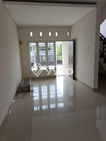 Dijual Rumah 3 Kamar Lokasi Strategis Bagus dan Strategis di Arcamanik Dijual Rumah 3 Kamar Lokasi Strategis Bagus dan Strategis di Arcamanik
