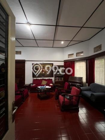 Hunian Elit LB 350m2 Siap Pakai Desain Elegan di Sumurbandung, Bandung Hunian Elit LB 350m2 Siap Pakai Desain Elegan di Sumurbandung, Bandung