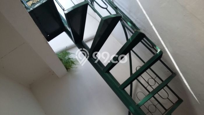 Disewakan! Rumah 3 Kamar Tidur &
3 Kamar Mandi di Kopo Permai, Bandung Disewakan! Rumah 3 Kamar Tidur &
3 Kamar Mandi di Kopo Permai, Bandung