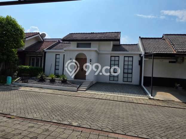 Disewakan! Rumah 3 Kamar Tidur &
2 Kamar Mandi di Kota Baru Parahyangan, Bandung Disewakan! Rumah 3 Kamar Tidur &
2 Kamar Mandi di Kota Baru Parahyangan, Bandung