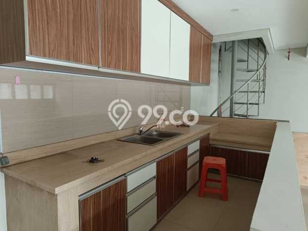 Rumah Elit Modern Tanpa Renovasi di Gatot Subroto Bandung Rumah Elit Modern Tanpa Renovasi di Gatot Subroto Bandung