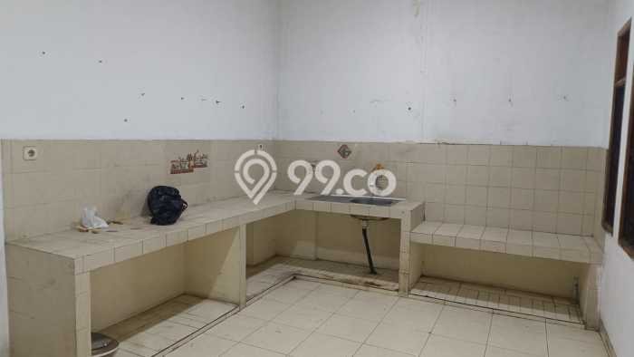 Rumah Sewa Bandung LT 300m2 LB 300m2 Area Taman Kopo Indah Rumah Sewa Bandung LT 300m2 LB 300m2 Area Taman Kopo Indah