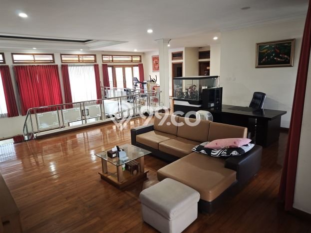 Rumah Luxury Modern Siap Huni di Mekar Wangi Bandung Rumah Luxury Modern Siap Huni di Mekar Wangi Bandung