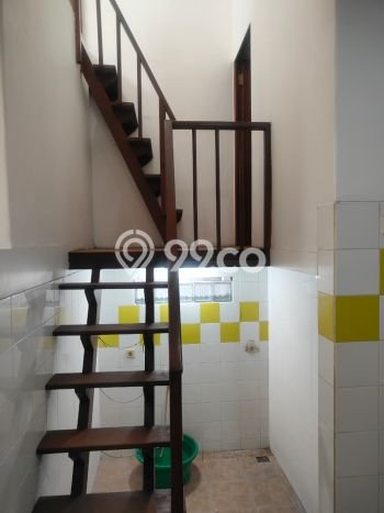 Rumah Elit LB 315m2 Siap Huni Desain Elegan di Singgasana, Bandung Rumah Elit LB 315m2 Siap Huni Desain Elegan di Singgasana, Bandung