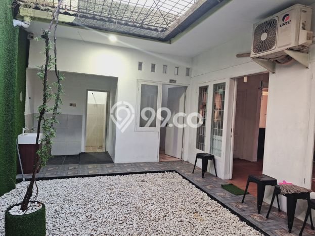 Jual Rumah Luas Elegan Dengan View Eksklusif di Jurangmangu, Tangerang Jual Rumah Luas Elegan Dengan View Eksklusif di Jurangmangu, Tangerang