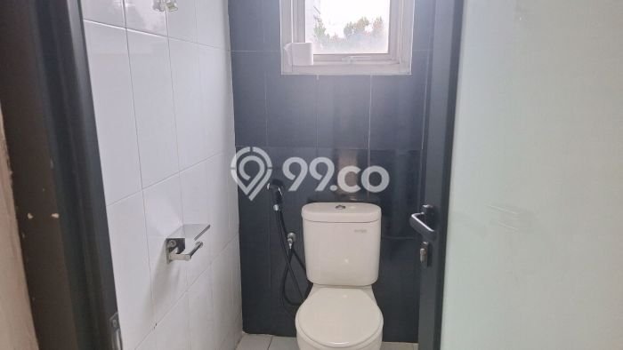 Untuk Dijual! Kantor di Warung Buncit Jakarta Selatan LT 902m2 / LB 2300m2 Kawasan Strategis Untuk Dijual! Kantor di Warung Buncit Jakarta Selatan LT 902m2 / LB 2300m2 Kawasan Strategis