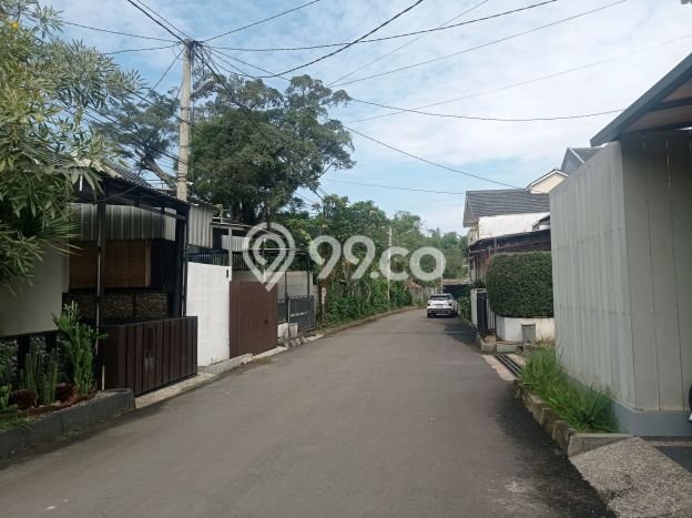 Rumah Terawat di Cihanjuang, Bandung, LT 72m2m², LB 60m2m² Rumah Terawat di Cihanjuang, Bandung, LT 72m2m², LB 60m2m²
