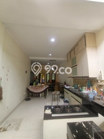 Rumah Strategis Minimalis Lb 100m2 di Antapani, Bandung Rumah Strategis Minimalis Lb 100m2 di Antapani, Bandung