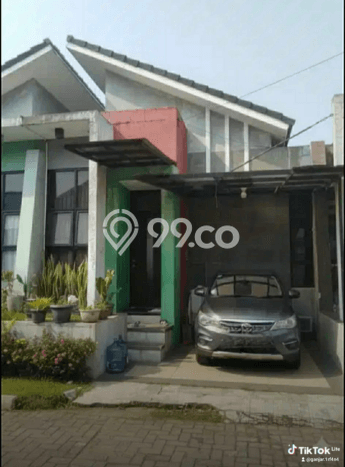 Rumah Mewah 2 KT 1 KM Dekat Pusat Kota di Sariwangi, Bandung Rumah Mewah 2 KT 1 KM Dekat Pusat Kota di Sariwangi, Bandung