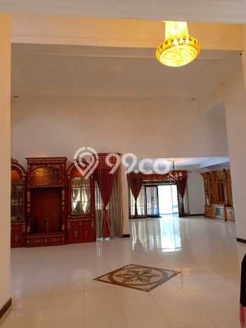 Jual Murah Rumah dengan Luas Tanah 508m2m² dan Luas Bangunan 475m2m² di Kawasan Buah Batu, Bandung Jual Murah Rumah dengan Luas Tanah 508m2m² dan Luas Bangunan 475m2m² di Kawasan Buah Batu, Bandung
