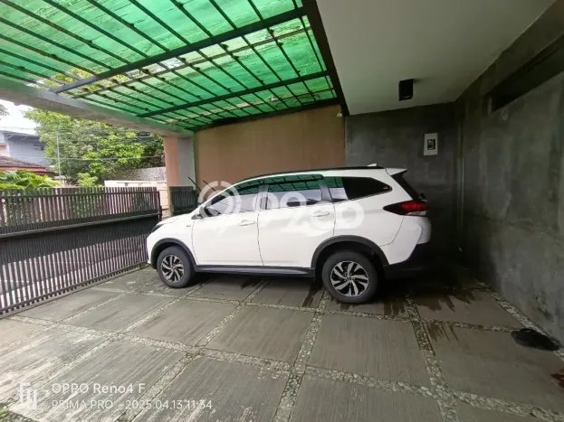 Rumah 6 Kamar Lokasi Asri di Cigadung, Bandung Rumah 6 Kamar Lokasi Asri di Cigadung, Bandung
