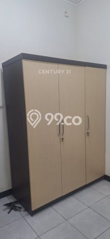 Disewakan! Rumah 2 Kamar Tidur &
1 Kamar Mandi di Taman Kopo Indah, Bandung Disewakan! Rumah 2 Kamar Tidur &
1 Kamar Mandi di Taman Kopo Indah, Bandung