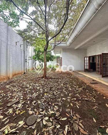 Hunian Mewah LB 300m2 Siap Huni Desain Elegan di Lebak Bulus, Jakarta Selatan Hunian Mewah LB 300m2 Siap Huni Desain Elegan di Lebak Bulus, Jakarta Selatan