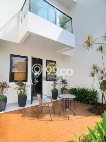 LOKASI PREMIUM! Rumah Strategis di Ciputat Timur, Luas 90m² Bangunan 106m² LOKASI PREMIUM! Rumah Strategis di Ciputat Timur, Luas 90m² Bangunan 106m²