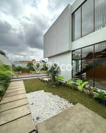 Rumah Minimalis area Jati Padang, Jakarta Selatan, LT 732m² LB 500m² Rumah Minimalis area Jati Padang, Jakarta Selatan, LT 732m² LB 500m²