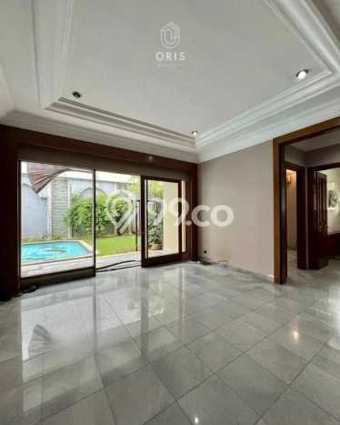 PROPERTI UNGGULAN! Rumah Strategis area Ampera, LT 500m² LB 550m² PROPERTI UNGGULAN! Rumah Strategis area Ampera, LT 500m² LB 550m²