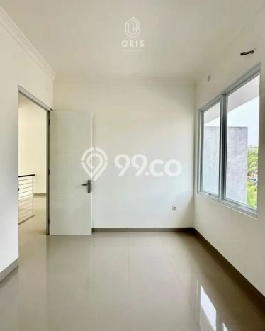 HARGA TERBAIK! Rumah Berkualitas di Cilandak, LT 176m² Bangunan 165m² HARGA TERBAIK! Rumah Berkualitas di Cilandak, LT 176m² Bangunan 165m²