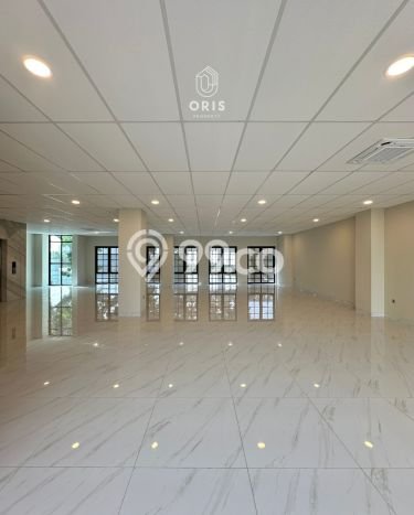 Jual Kantor Kawasan Pasar Minggu, Luas 800m², Lokasi Premium Jual Kantor Kawasan Pasar Minggu, Luas 800m², Lokasi Premium