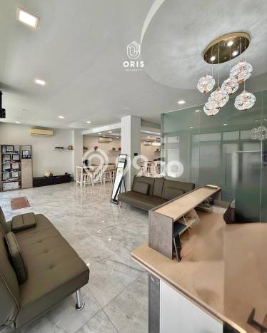 Unit Ruko Dijual di Kebayoran Baru Jakarta Selatan 900m2 Unit Ruko Dijual di Kebayoran Baru Jakarta Selatan 900m2