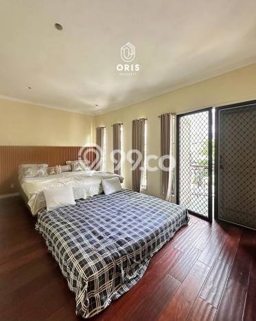 Rumah Elit Modern Siap Huni di Bendungan Hilir Jakarta Pusat Rumah Elit Modern Siap Huni di Bendungan Hilir Jakarta Pusat