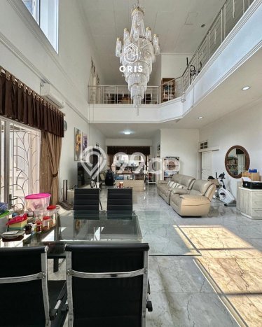 Rumah Elit Modern Tanpa Renovasi di Pondok Indah Jakarta Selatan Rumah Elit Modern Tanpa Renovasi di Pondok Indah Jakarta Selatan